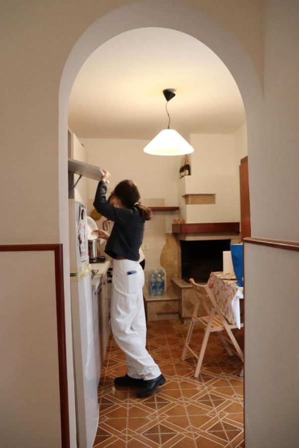Casa Mafalda Aradeo ภายนอก รูปภาพ